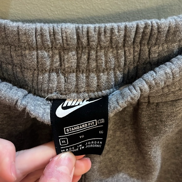 Kids Nike Pants - Picture 2 of 5